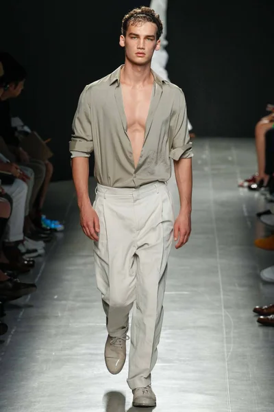 Look 42